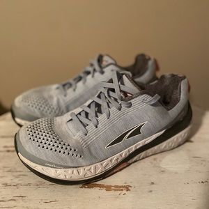 Baby Blue Altra Women’s athletic shoes